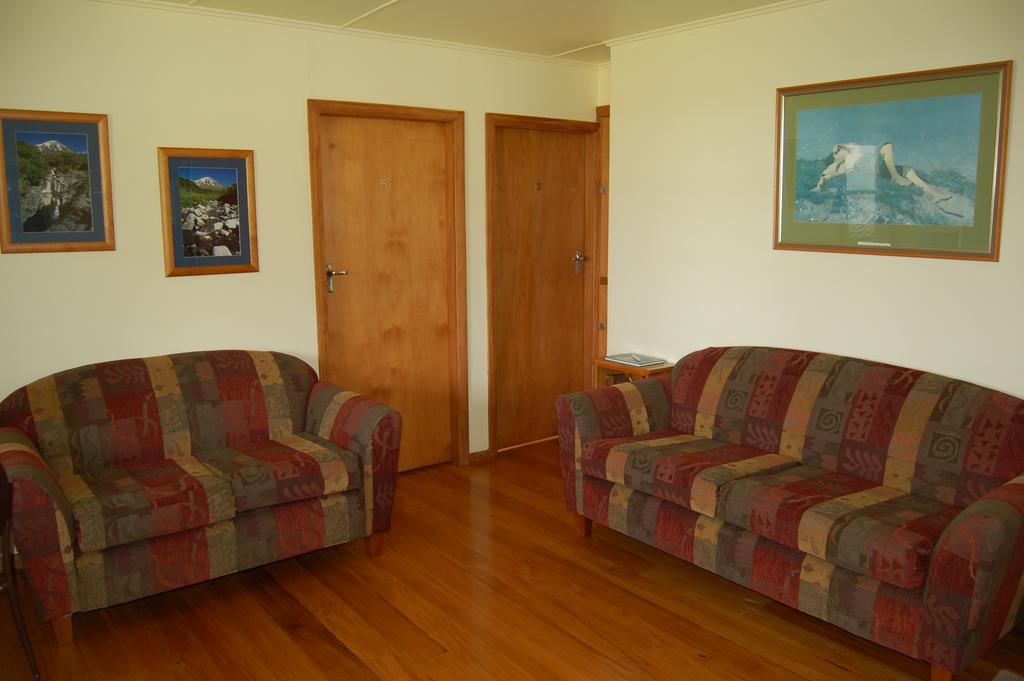 Wheatly Downs Farmstay And Backpackers Hawera Exterior foto